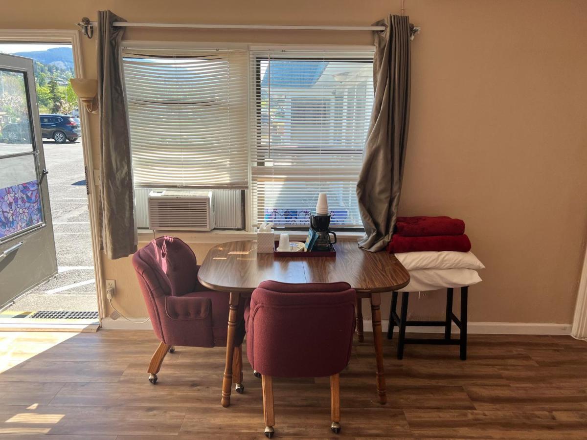 Great House Motel Sequim Luaran gambar